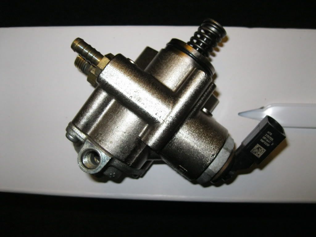 FS MK5 GTI OEM fuel pump, will sell a part if needed pics inside
