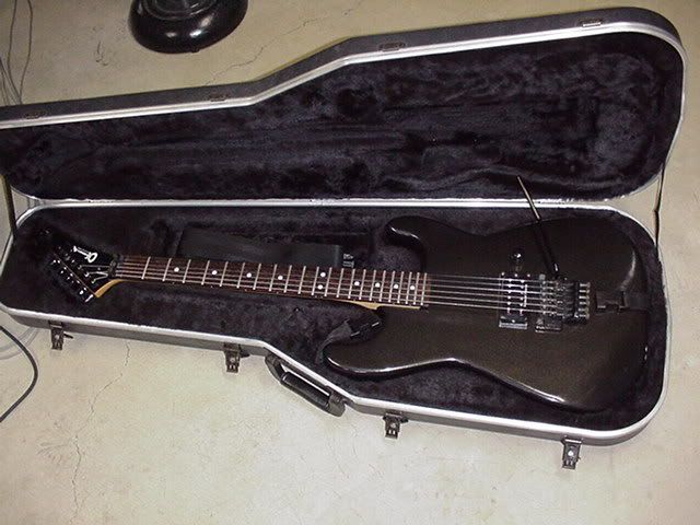 Charvel-1.jpg