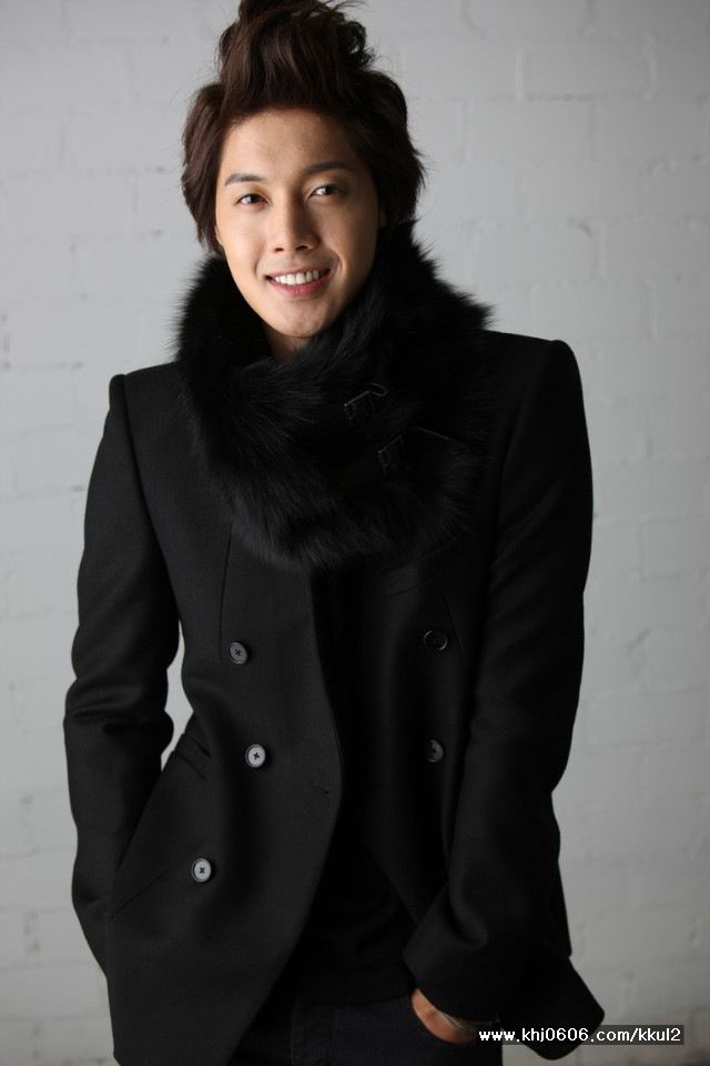 http://i188.photobucket.com/albums/z168/aarjeeii/khj_hotsun_09.jpg