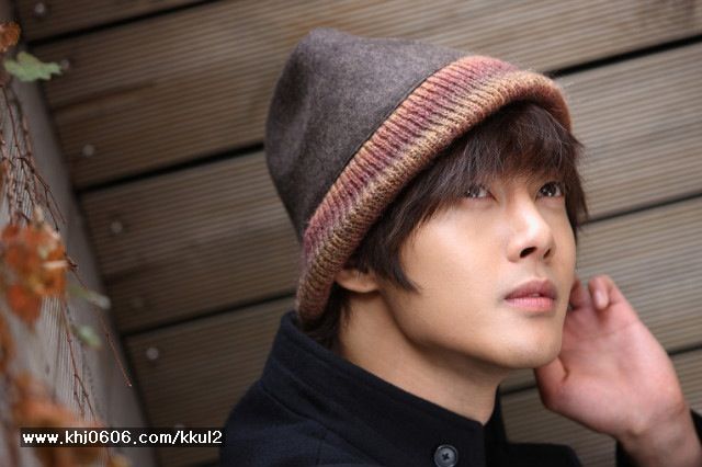 http://i188.photobucket.com/albums/z168/aarjeeii/khj_hotsun_17.jpg