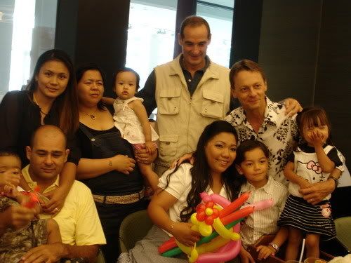 อุ่นไอของความรัก และ มิตรภาพที่แสนดี
