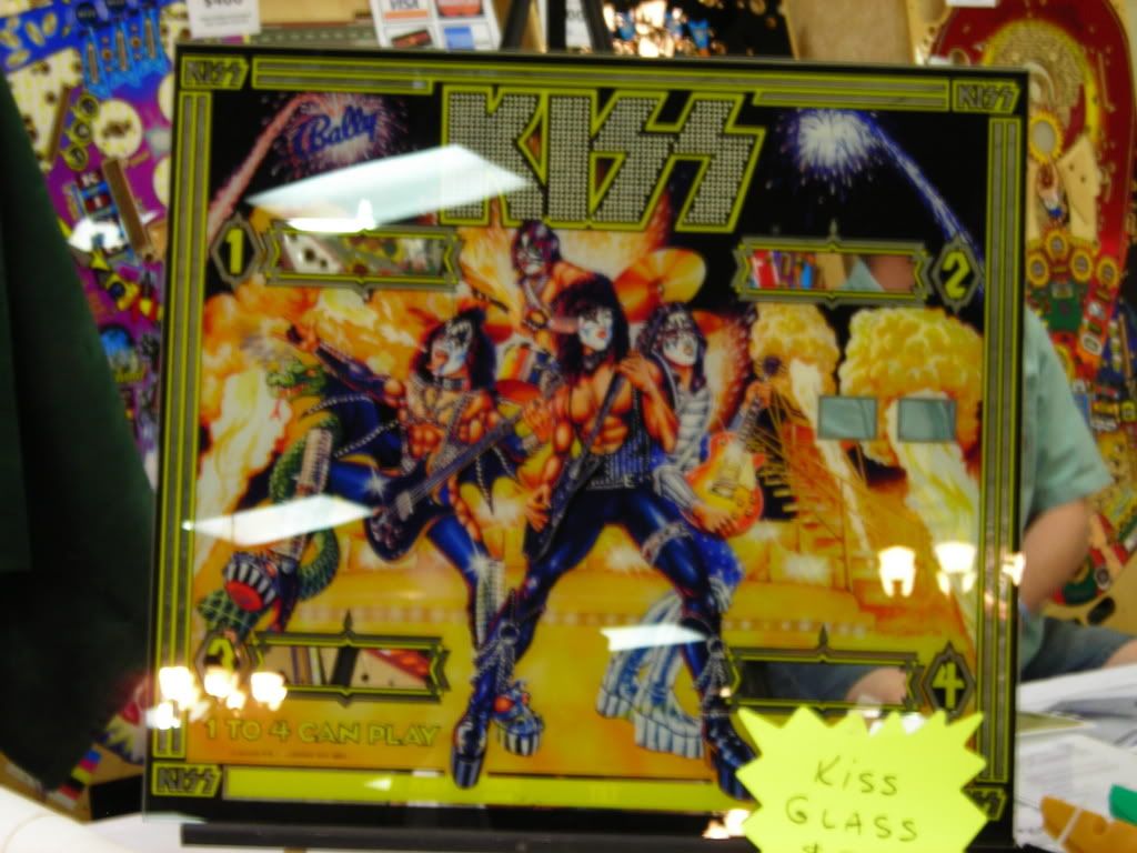 the Kiss pinball machine score glass Pictures, Images and Photos