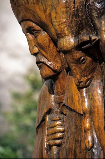  wooden arts , crafts , wood carving arts 