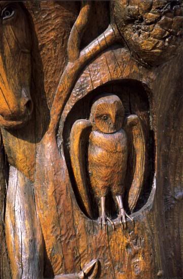  wooden arts , crafts , wood carving arts 