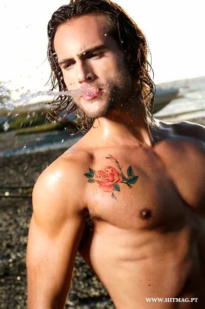 Isaac Alfaiate for HITMAG