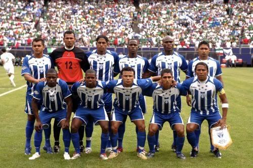 9988b71170763DI_GOLD_CUP_HONDUp.jpg honduras soccer team image by  HondurasRed