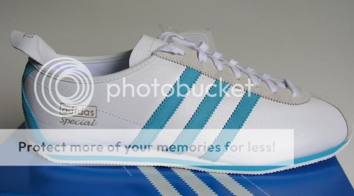 ADIDAS MARATHON VINTAGE WHITE/BLUE Italia Rom UK 11  